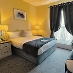 Waterloo Hotel