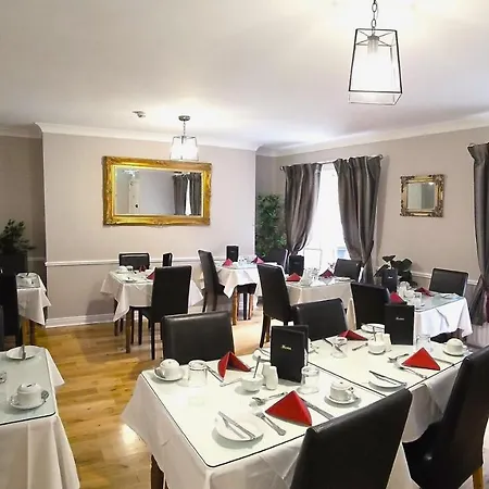 ワーテルロー ホテル