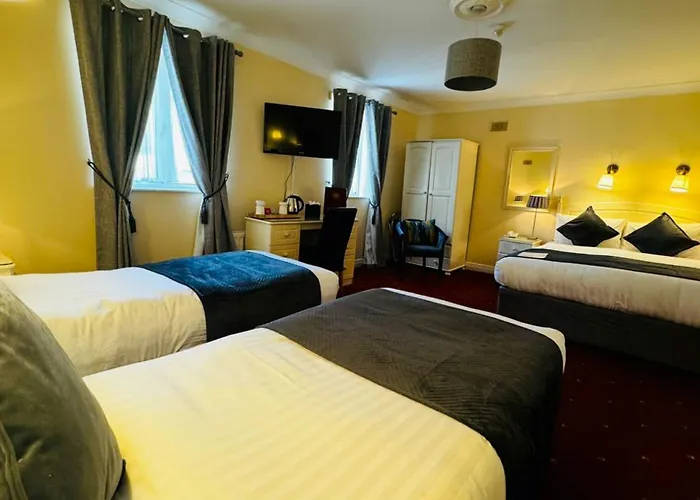 Waterloo 3* Dublin